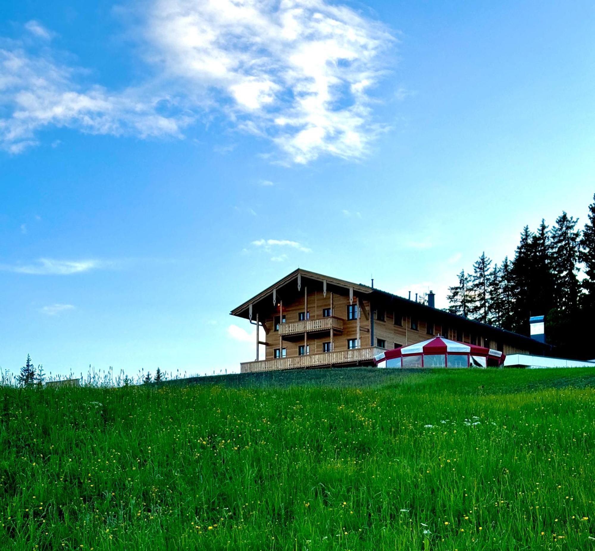 Glockneralm - Exklusiv Erreichbar Mit Skilift Zell am See Dış mekan fotoğraf